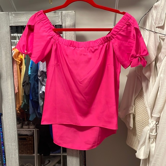 Amanda U Off the Shoulder Top S - Picture 1 of 1